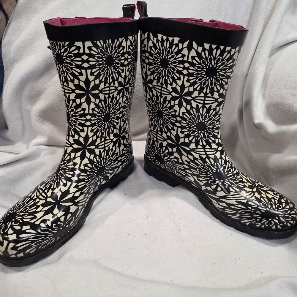 Capelli New York Geo mid-Calf Rain Boots Sz 9 Black & white Floral Side Buckle